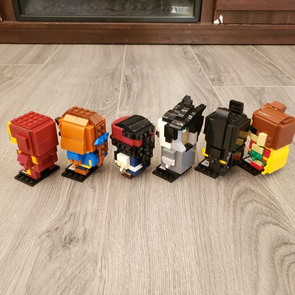 Lego please read